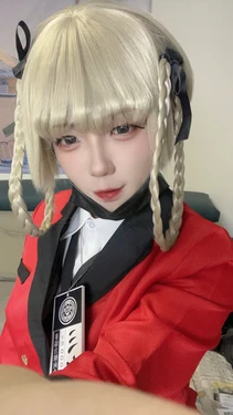 BJones28848 - Kirari Momobami