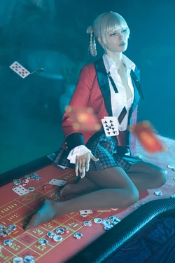 Hofman/ LunnyChan - Kirari Momobami